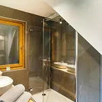 Chalet M